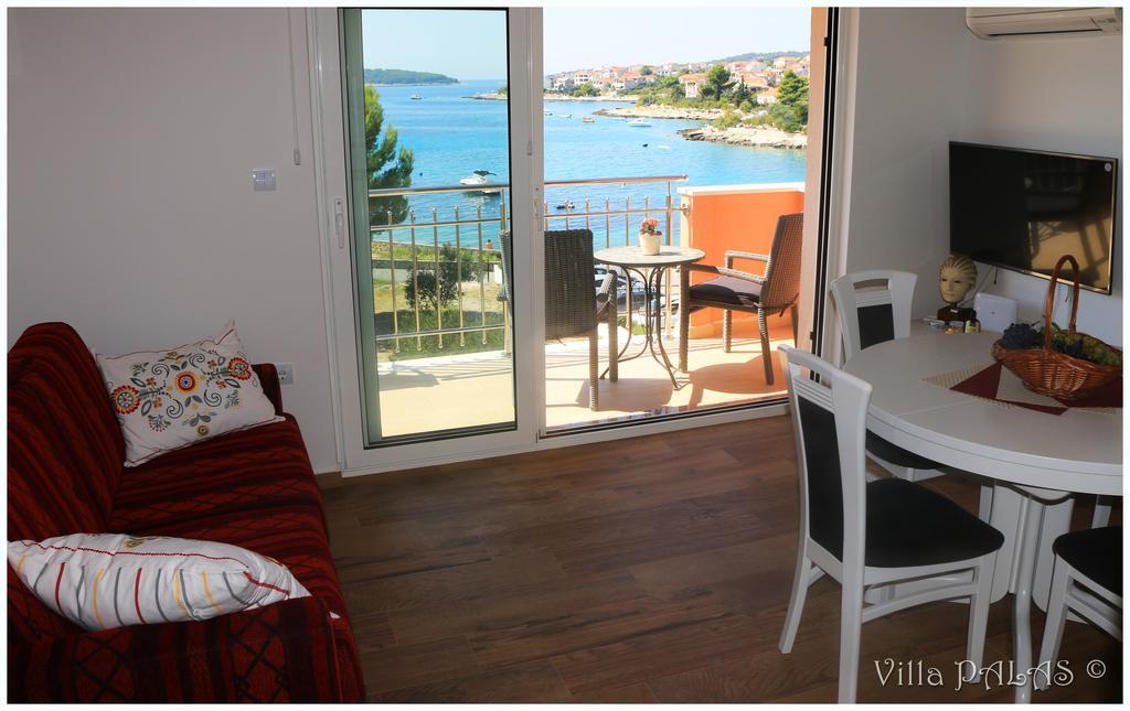 Villa Palas Apartments 2 Rogoznica  Εξωτερικό φωτογραφία